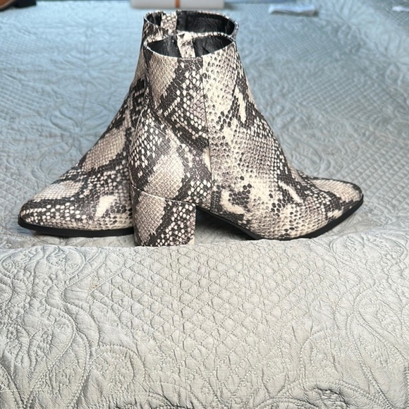 Madden Girl Black and White Snakeskin Ankle Boots - Picture 2 of 7